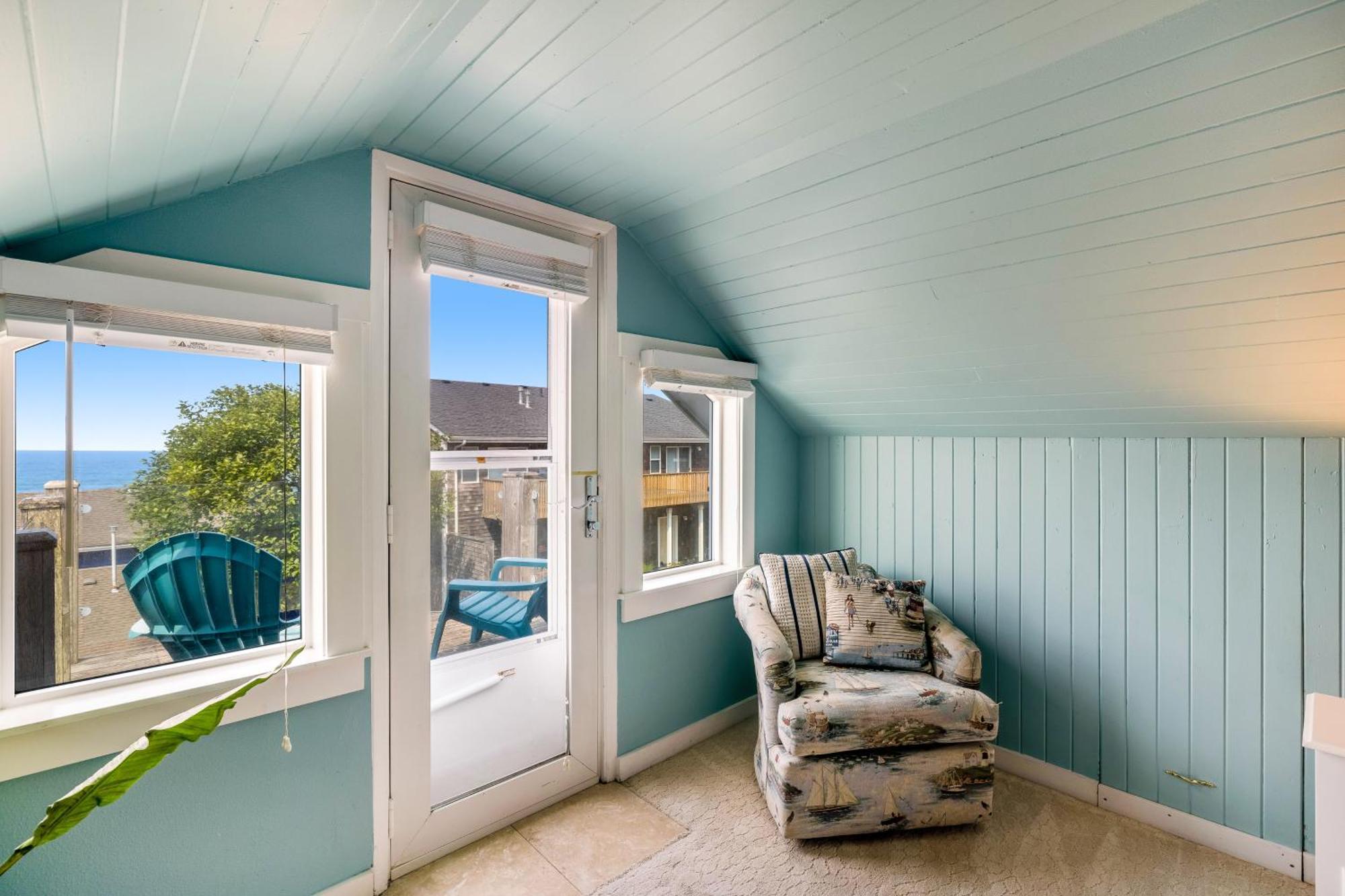 Captain'S Quarters And Cabins Depoe Bay Quarto foto